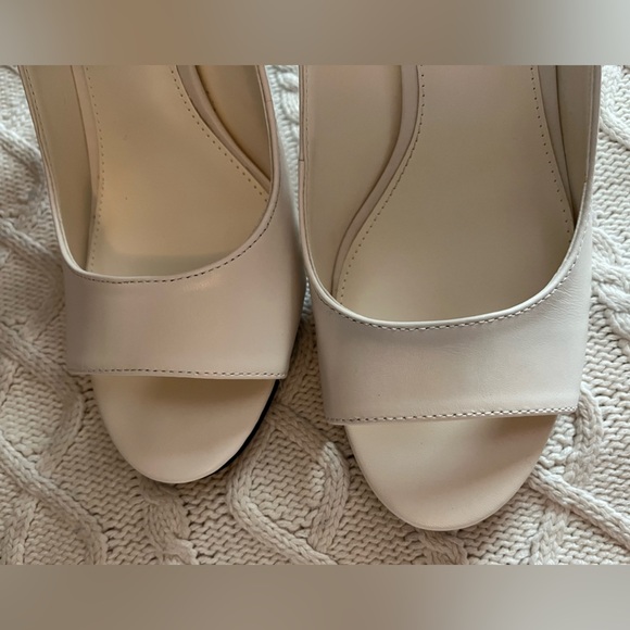 NEW! Vince Camuto Leather Coconut Cream Heels Designer Women’s Size 7.5 - Picture 3 of 16